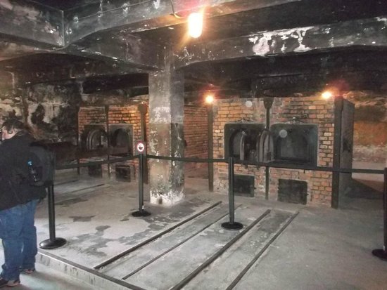 los crematorios reconstruidos - Auschwitz I